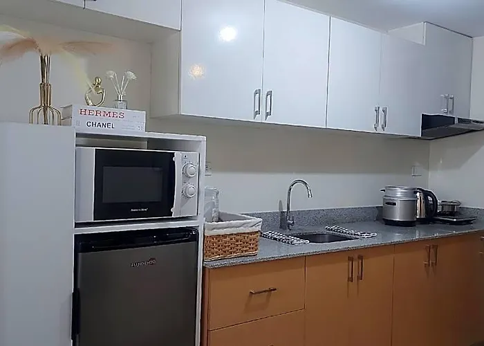 Sereene Manhattan Plaza 1 Araneta Cubao 5*